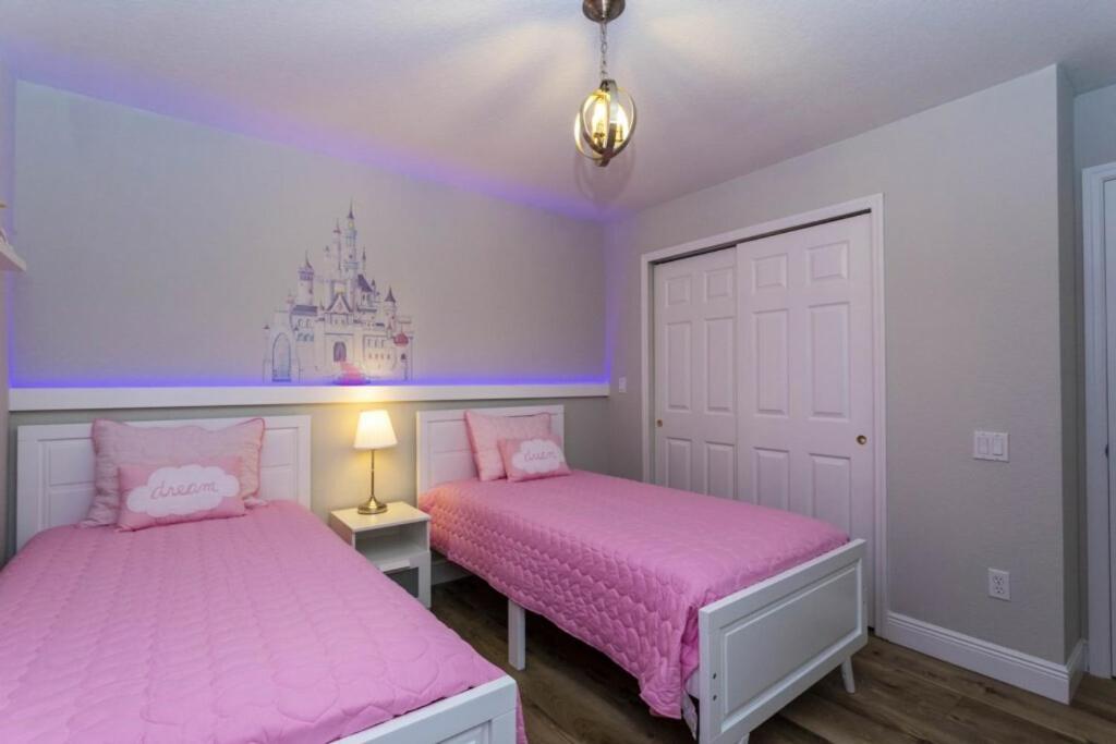 6 Bedrooms Pool And Game Room - 2 Miles To Disney 7817 올랜도 외부 사진