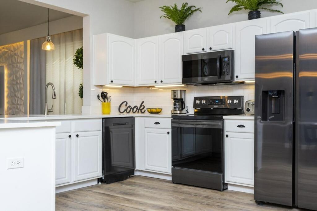 6 Bedrooms Pool And Game Room - 2 Miles To Disney 7817 올랜도 외부 사진